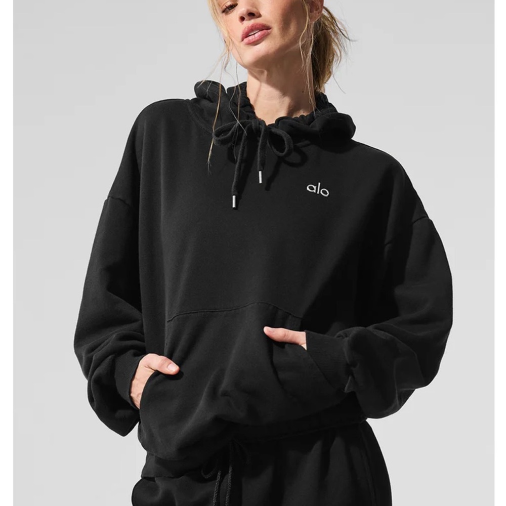 ALO Yoga Women's Black Pullover Hoodie